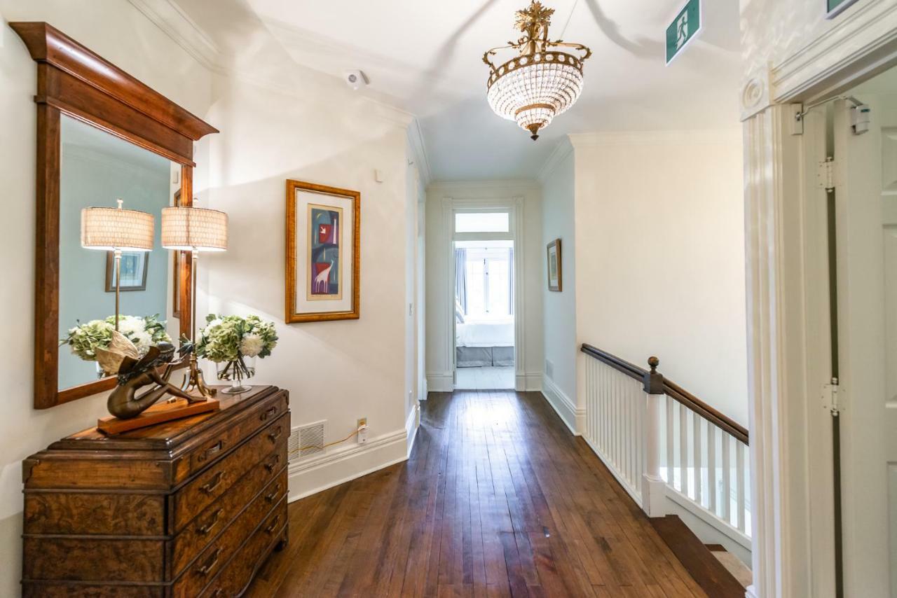 לינה וארוחת בוקר ניאגרה און דה לייק Lakewinds Country Manor מראה חיצוני תמונה