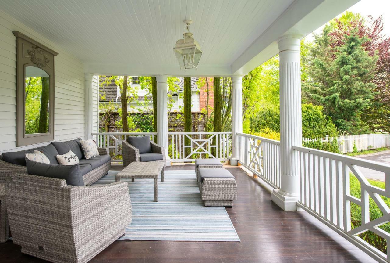 לינה וארוחת בוקר ניאגרה און דה לייק Lakewinds Country Manor מראה חיצוני תמונה
